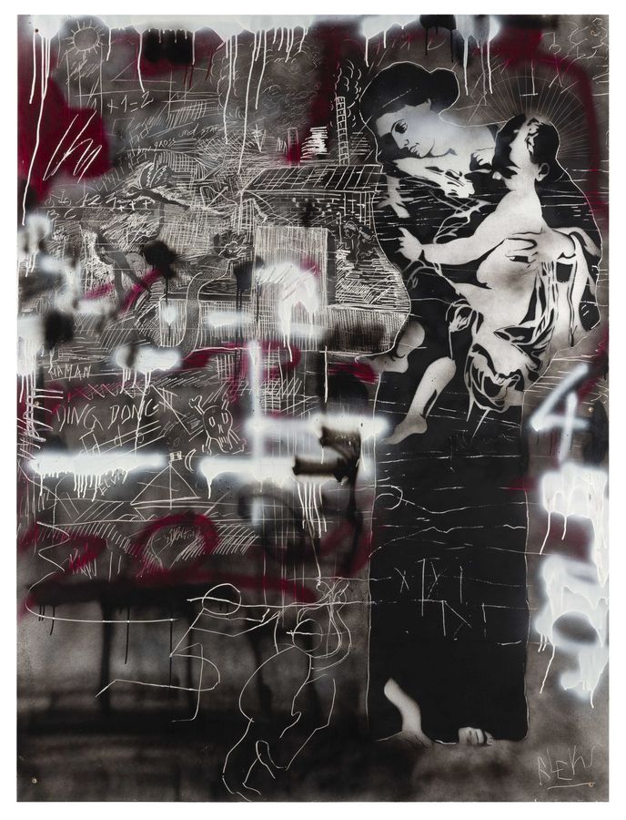 zur Vergrößerungsansicht des Bildes: Pochoir-Graffiti in Schwarz, Grau und Rot, rechts eine Madonna mit Kind, links sind in die Farbe eingeritzte Strukturen zu sehen, eine Sonne, ein Haus, ein Schiff, ein Totenkopf etc.